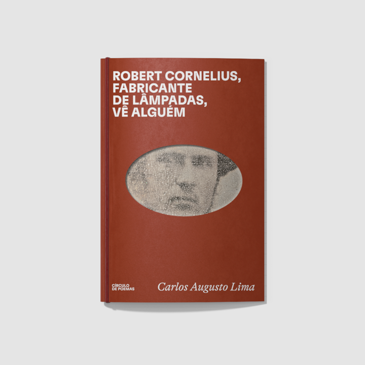 Robert Cornelius fabricante de lâmpadas, vê alguém